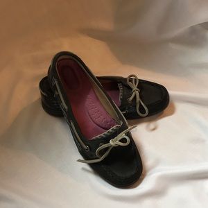 Black Sperry angelfish size 8